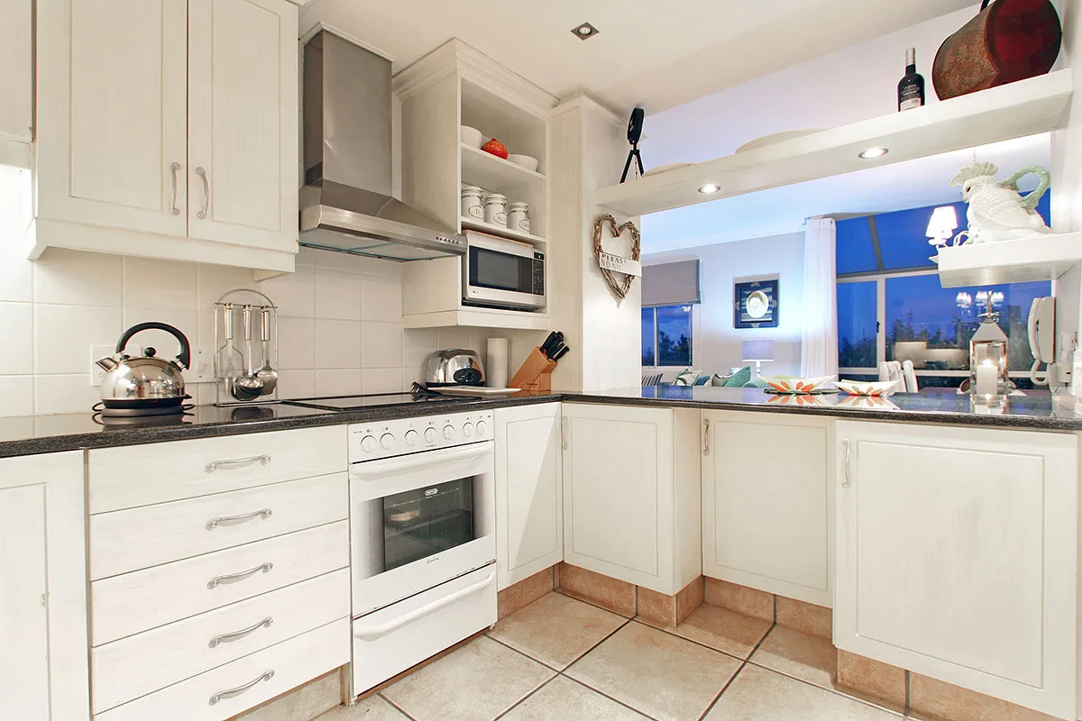 property_9dfbe14e-c1a5-4e9f-b2b5-ae63dddbd63a_3