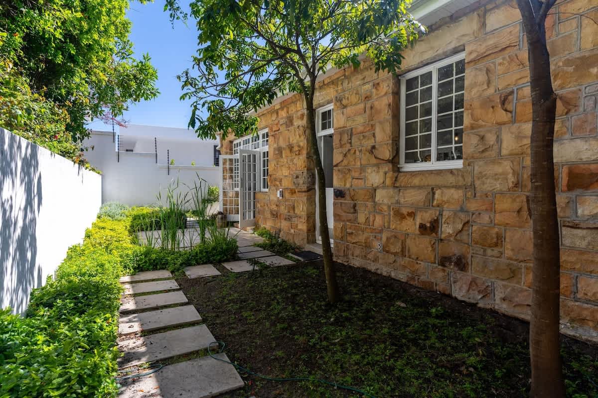 property_9e5d1451-cac8-4702-b06e-8820ccf565b6_25
