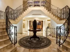 Villa Charmante in Bantry Bay – photo 3 thumbnail