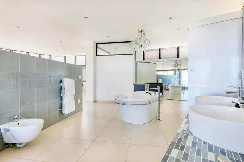 Villa Sol Camps Bay in Bakoven – photo 22