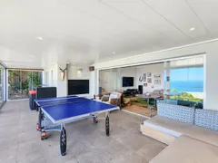 Theresa Avenue Villa in Bakoven – photo 18 thumbnail