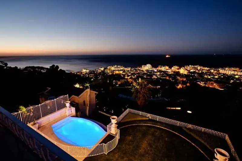 Villa Eight in Bantry Bay – photo 11