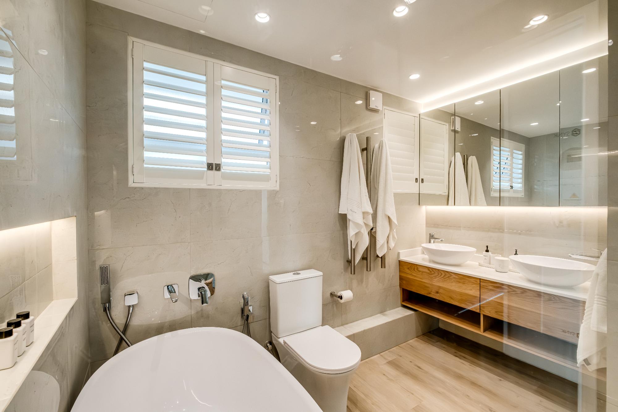 property_9f9689a1-2d21-4b37-a9c8-151e7b34bd2b_32