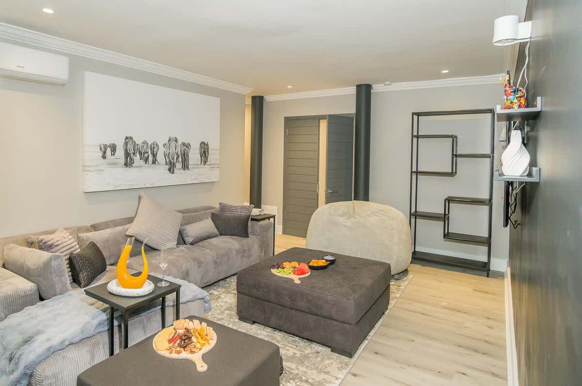 property_9f9decb1-6e3c-40bc-badc-8f6578aa8d39_4