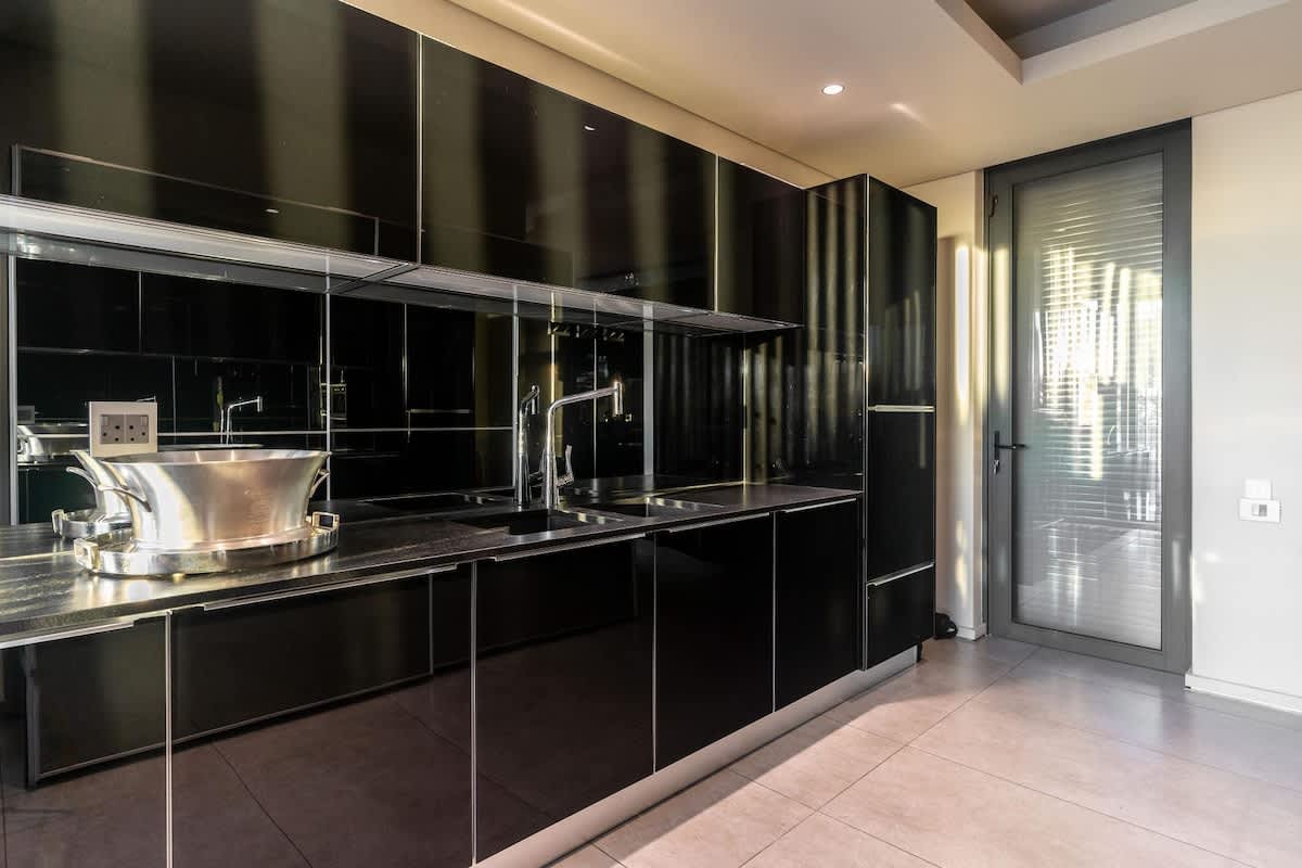 property_9fd8834f-5b1f-412d-bd91-75220d837634_23