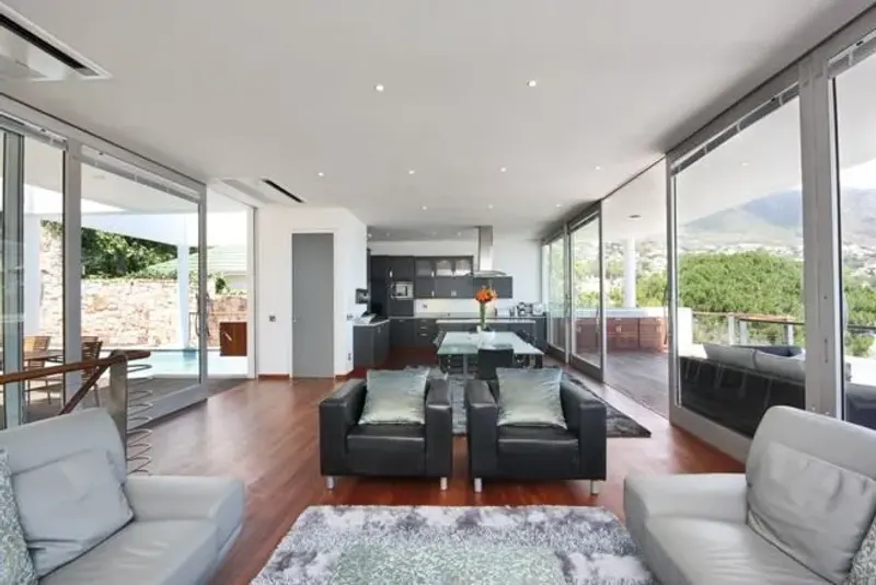 Strathmore Four in Camps Bay – photo 12