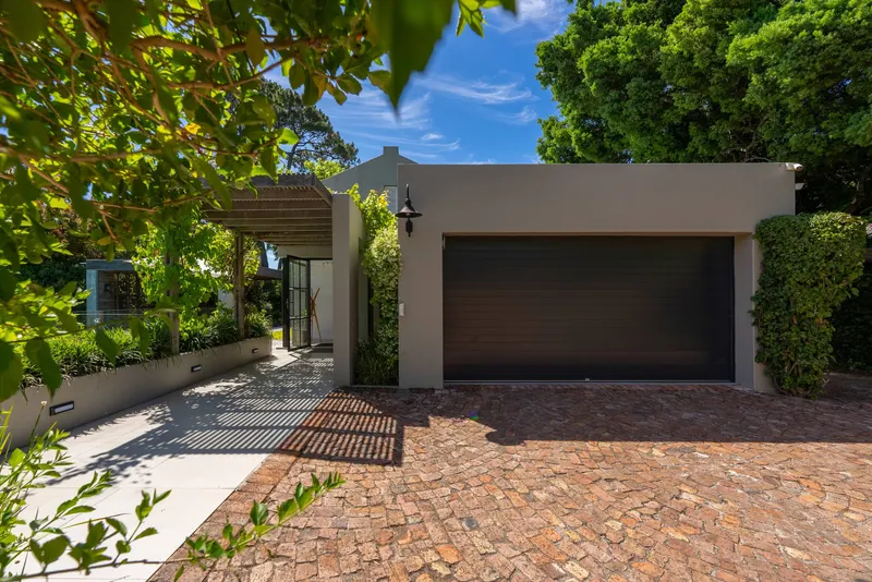 Constantia Lush in Constantia – photo 3