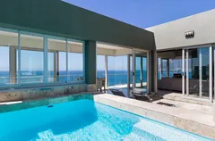 Fish Hoek Oceans Villa in Fish Hoek – photo 2 thumbnail
