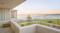 Norfolk Sea Point in Sea Point – photo 2 thumbnail