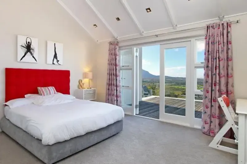 Villa Chardonnay in Muizenberg – photo 13