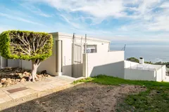 Sanctuary Cove in Camps bay – photo 13 thumbnail