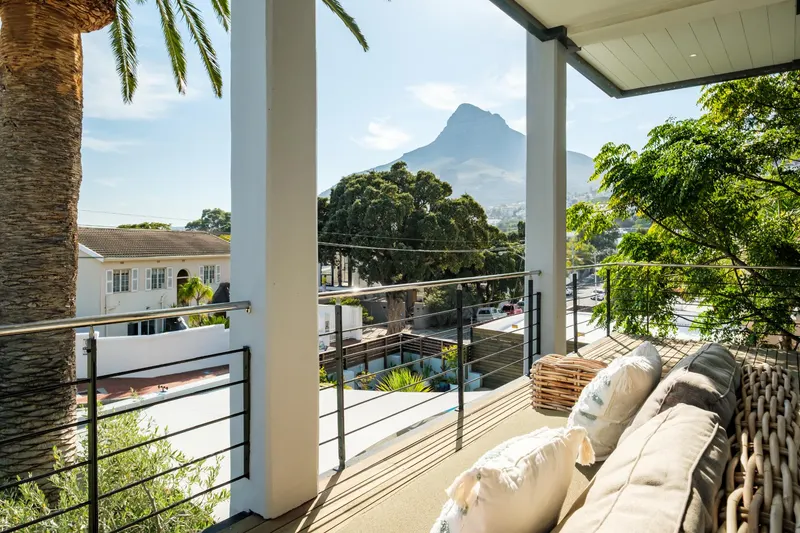 Central Escape in Camps Bay – photo 1
