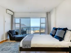 Dunmore Apartment in Camps Bay – photo 19 thumbnail