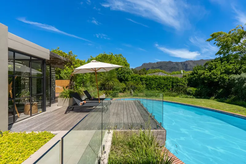 Constantia Lush in Constantia – photo 10