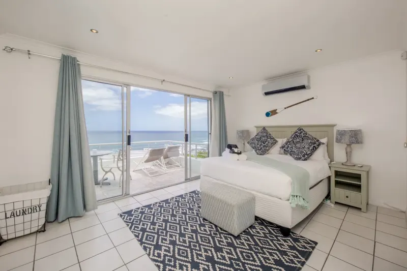 Indigo Bay - The Penguin in Camps Bay – photo 11