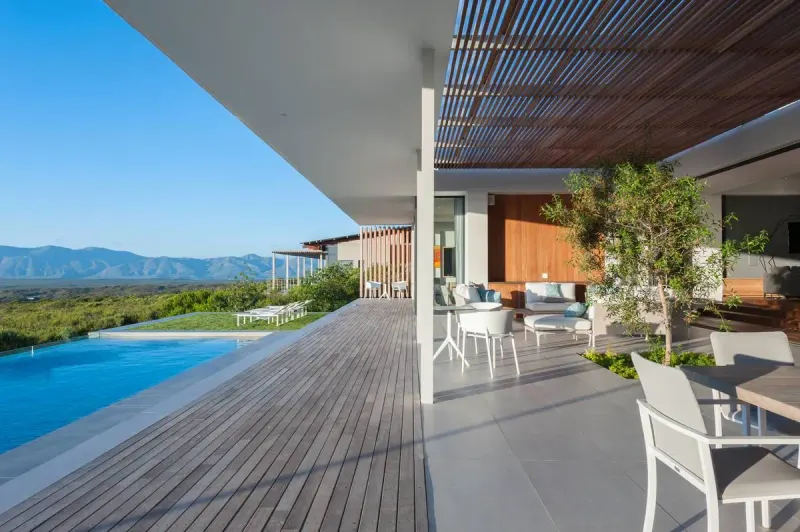 Grootbos 4 Bedroom Luxury Villa in Gansbaai – photo 6