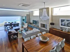 Theresa Luxe - Luxury Villa with pool & ocean views in Bakoven – photo 3 thumbnail
