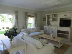 Constantia Valley Villa in Silverhurst – photo 82 thumbnail