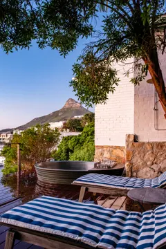 Rock Views in Camps Bay – photo 38 thumbnail