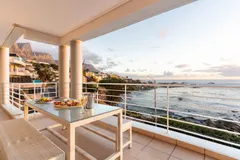 BALI SHORE APT (CB019C) in Camps Bay – photo 5 thumbnail