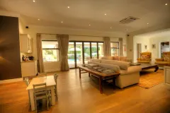 Upper Claremont Villa in Claremont – photo 15 thumbnail