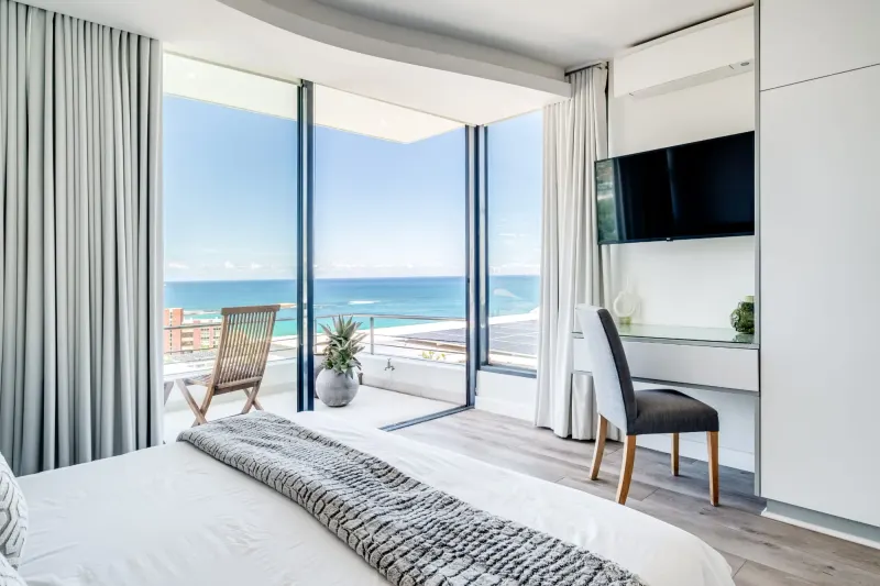 Ocean's 33 Villa in Camps Bay – photo 19
