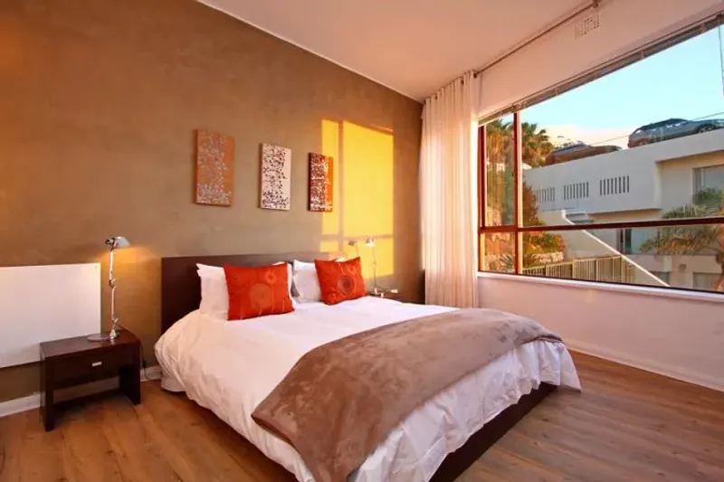 Valhalla Apartment in Clifton – photo 6