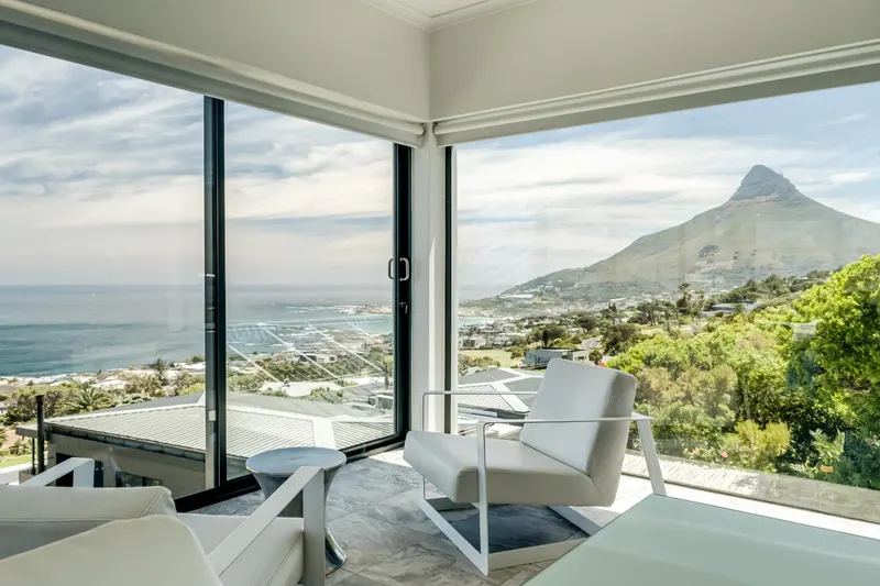 Sunset Views in Camps Bay – photo 30