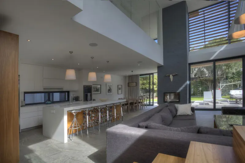 Chamberlain Villa in Claremont – photo 4