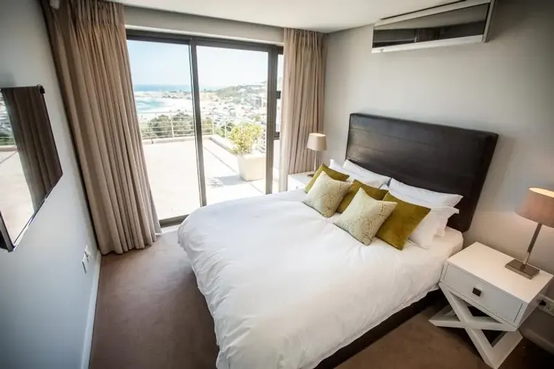 Elegance Villa in Camps Bay – photo 19
