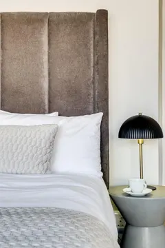 Bantry Suite (101) in Bantry Bay – photo 14 thumbnail