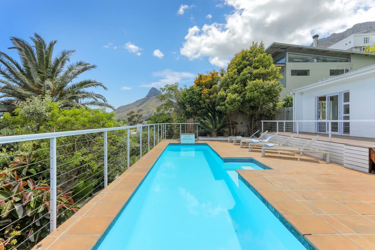 property_a39cf3a7-aa34-4ccf-afb8-6bc50b224f60_28