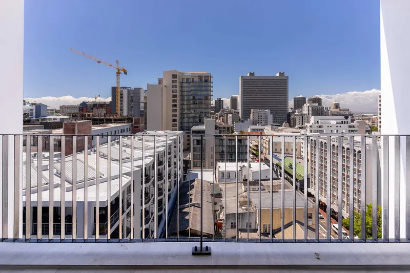 YORK CITYSCAPE (G538 in Cape Town City Centre – photo 21