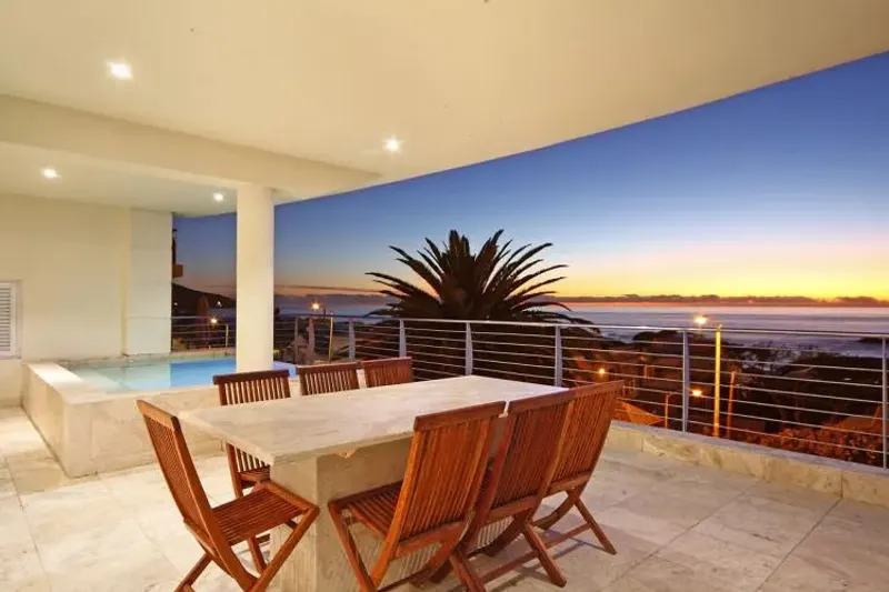 Victoria Penthouse in Camps Bay – photo 3
