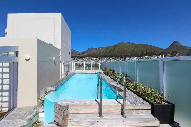 Belle Vista Penthouse in Mouille Point – photo 34