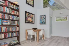 Fulham Road Apartment in Camps Bay – photo 12 thumbnail