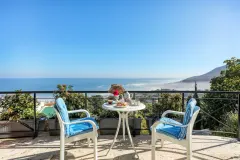 Ocean View Oasis - Camps Bay Loft with pool in Bakoven – photo 4 thumbnail