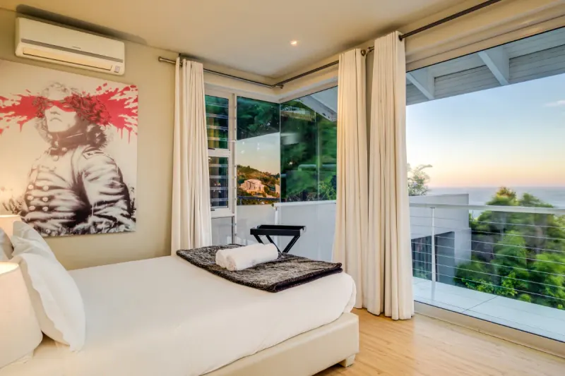 The Falcon in Camps Bay – photo 36