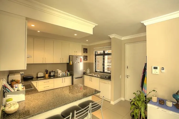 property_a47c1cbd-dbbf-4701-9e92-e7f24503e80c_6