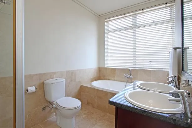 property_a4921b9d-fe34-4bc7-8896-b992bb694262_12