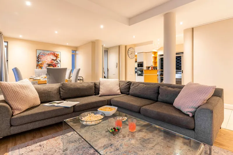 BALI SKYE PENT (CB019B) in Camps Bay – photo 8
