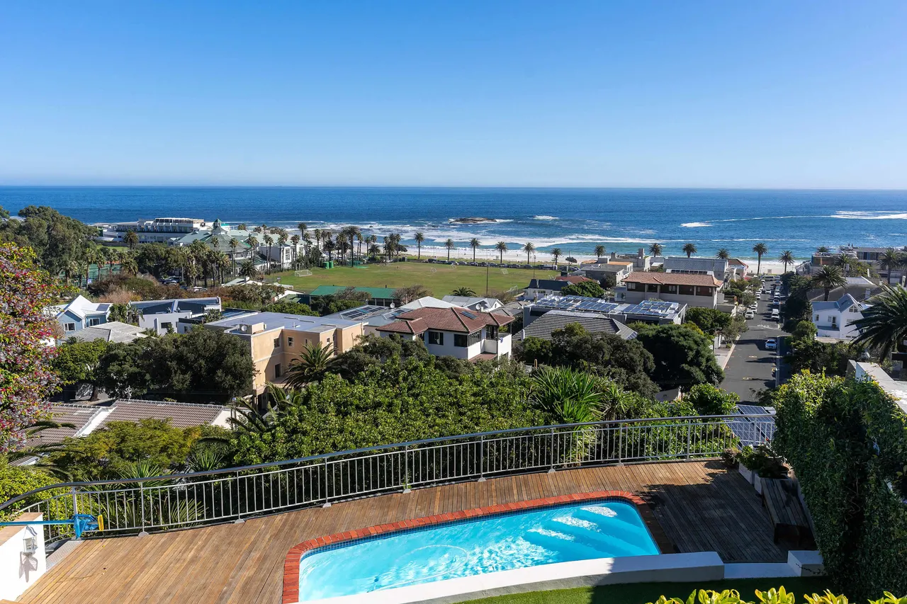 Tree Villa in Camps Bay