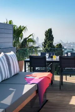 De Waterkant Views in De Waterkant – photo 6 thumbnail