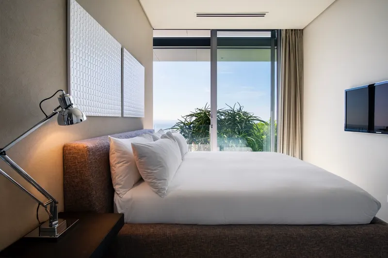 The Crescent in Camps Bay – photo 38