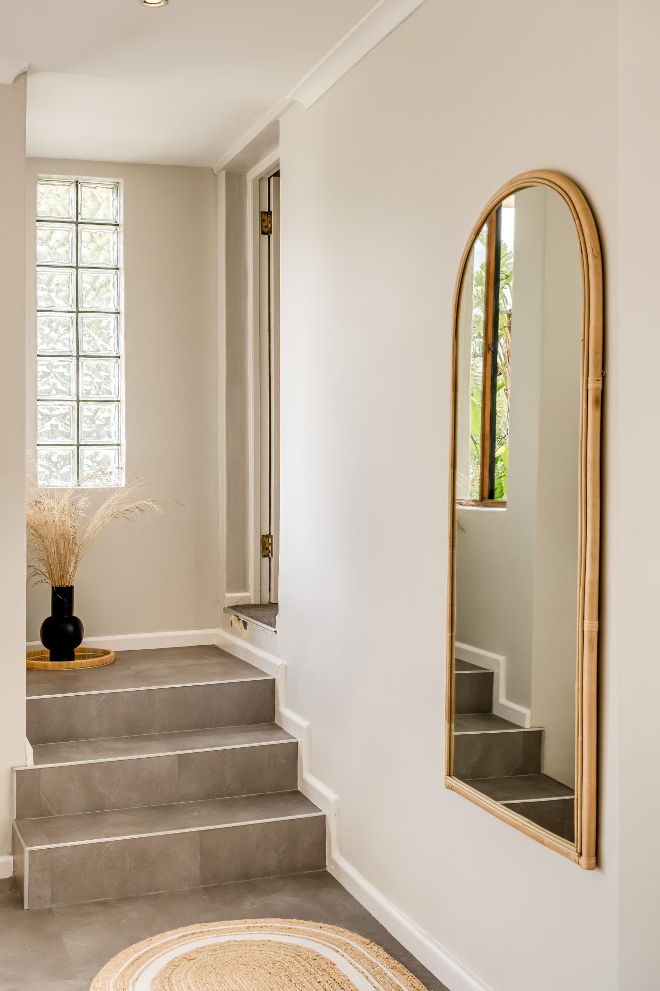 property_a4f5f1c6-de72-4468-8b62-8f6e1e1d9e84_3