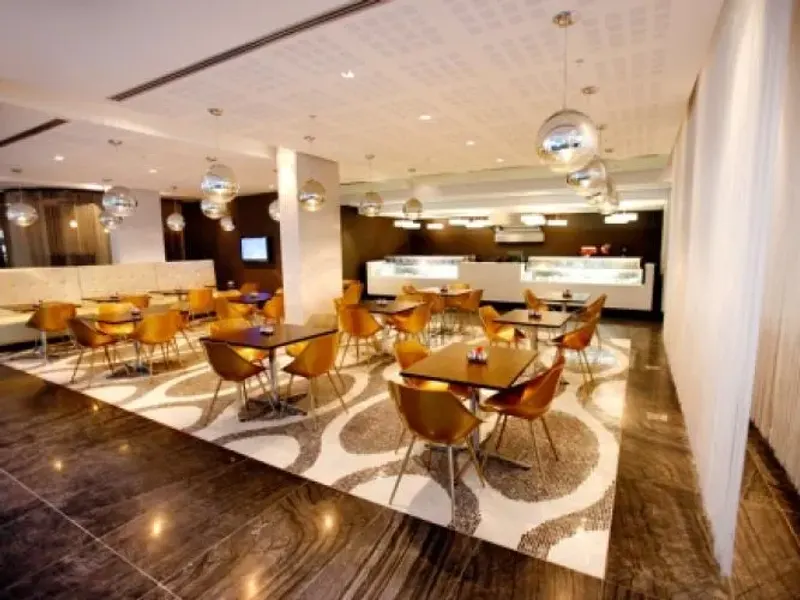 15 On Orange Penthouse in Cape Town City Centre – photo 11