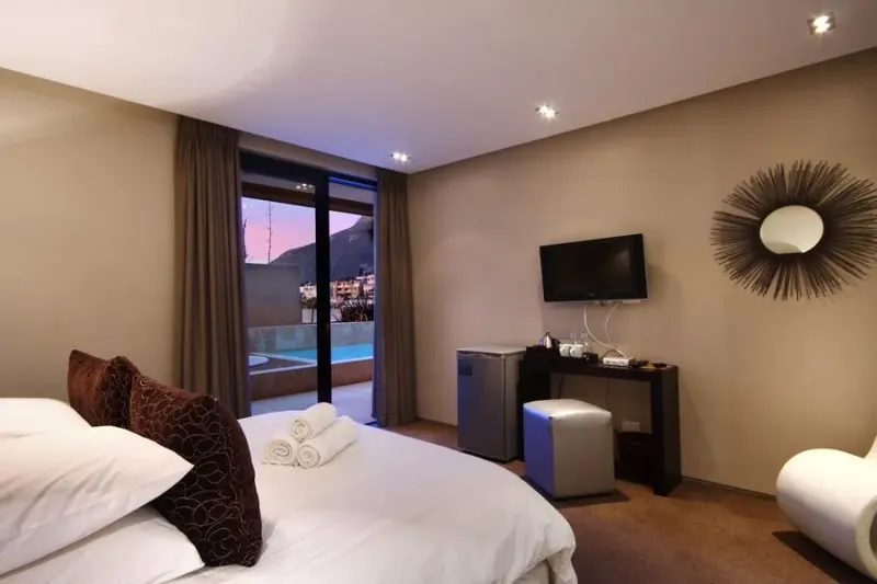 Azamare in Camps Bay – photo 2
