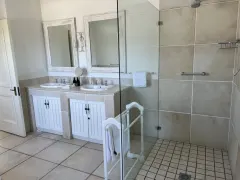 Constantia Valley Villa in Silverhurst – photo 60 thumbnail