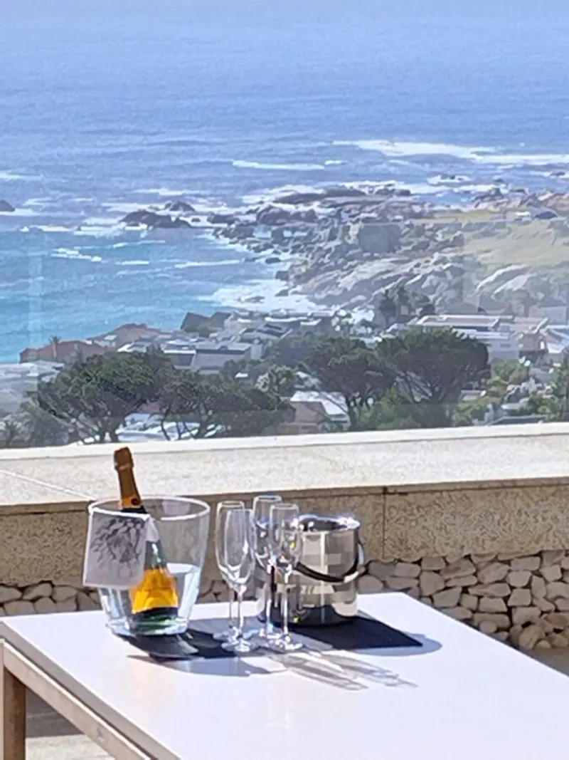 Medburn Luxury Villa in Camps Bay – photo 41