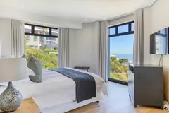 Camps Bay Retreat Villa in Bakoven – photo 1 thumbnail